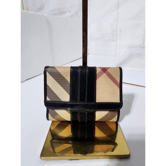 Burberry Handbags - Authentic Burberry PVC and Patent Leather Penrose Compact Wallet Black/Beige